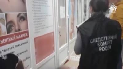 Камеры видеонаблюдения сняли момент нападения с топором во Всеволожске.