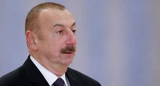 Алиев потребовал от Армении возместить ущерб азербайджанским территориям
