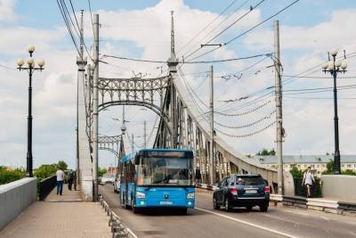 В Твери временно ограничат движение по Волжскому мосту и Старому проезду