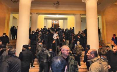 Эксперт рассказал, что может предпринять Россия на фоне протестов в Армении