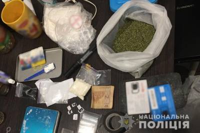 В Северодонецке "накрыли" крупный Telegram-канал, через который продавали наркотики: кто стоял за этим "бизнесом"