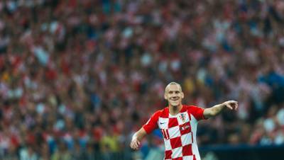 Защитник сборной Хорватии узнал о заражении коронавирусом в перерыве матча с Турцией