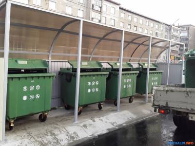 Жильцы домов на Лермонтова в Холмске будут выбрасывать мусор в новые контейнеры
