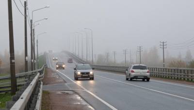 Четверг в Петербурге начнётся с дождя и тумана