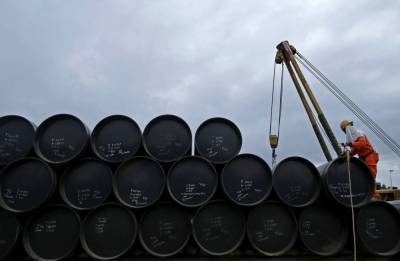 Цена на нефть растет на новостях о новых мерах ОПЕК+