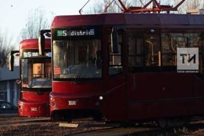 В трамваях Казани идет тестирование компостеров безналичной оплаты проезда