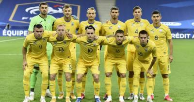 Украина объявила состав на матч с Польшей: Лунин, Зинченко и Ярмоленко сыграют с первых минут