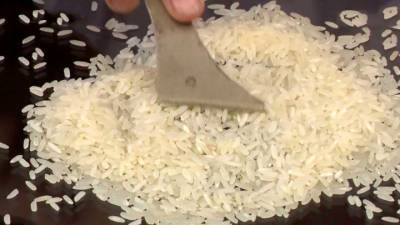 Назван самый безопасный способ приготовления риса