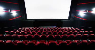 "Через неделю, вероятно, придется закрыть все наши кинотеатры", - совладелец "Планеты кино"