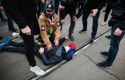 На Марше независимости Польши полиция избила репортёров Newsweek