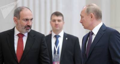 Путин в среду провел телефонный разговор с Пашиняном