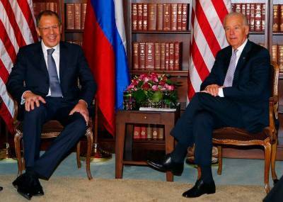 Лавров не ждет революционных перемен в отношениях США с Россией в случае победы Байдена -- ИФ
