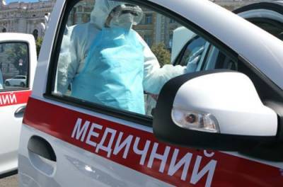 COVID продолжает терроризировать киевлян: за сутки более 930 заболевших, 11 скончались