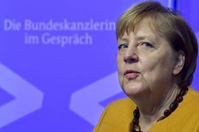 Меркель сравнила ситуацию с COVID-19 с эпидемией «испанки» в XX веке