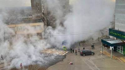 Несколько человек получили ожоги после прорыва трубы с кипятком под Москвой