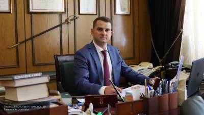 Нилов назвал плюсы закона об отраслевых системах оплаты бюджетников
