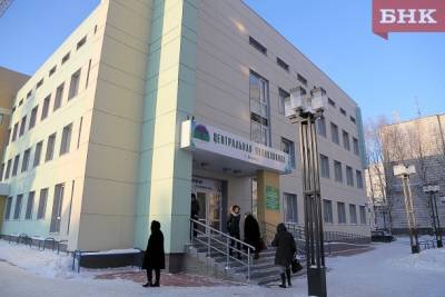 Пациентов сыктывкарской поликлиники перенаправят в другие подразделения из-за открытия ковидного центра