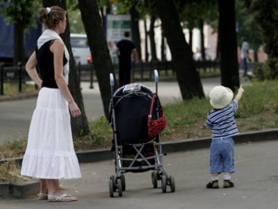 «Это ее седьмой ребенок»: в Славянске 31-летняя мать-одиночка бросила новорожденного в коридоре больницы