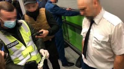 СБУ подозревает таможенников «Борисполя» в вымогании взяток