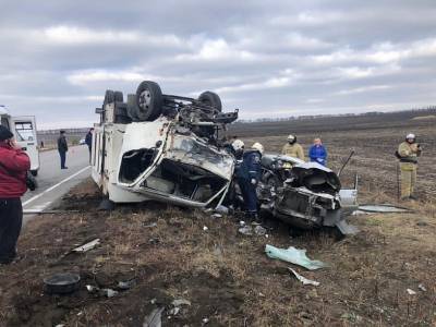 На трассе Новошахтинск - Гуково погибли две женщины и ребенок