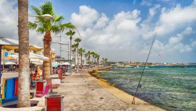 Туристы из РФ не смогут посетить Кипр, несмотря на возобновление авиасообщения