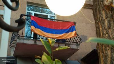 Участники протеста в Ереване направились к зданию СНБ