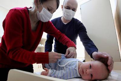Россиянам назвали признаки возможной коронавирусной пневмонии у детей