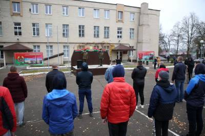 В Беларуси стартовал осенний призыв на срочную военную службу. Ряды белорусской армии пополнят более 1 500 тысячи юношей Гродненщины