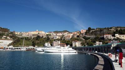 Монако открыло порт в Италии