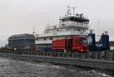 Более 330 тонн крупного оборудования доставили на Ленинградскую АЭС по воде