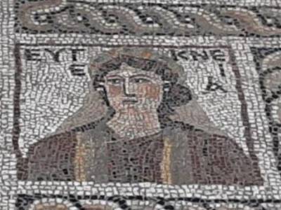 В Турции археологи раскопали мозаическую «Мону Лизу»