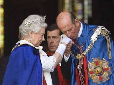 Виндзоры и масоны: как британская королевская семья связана с братством вольных каменщиков
