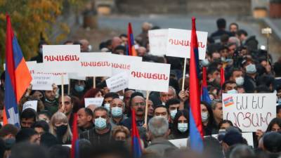 Артур Ванецян - Никола Пашинян - Эдуард Шармазанов - Наира Зограбян - Гегам Манукян - В Ереване освобождены несколько задержанных ранее лидеров оппозиции - svoboda.org - Армения - Ереван