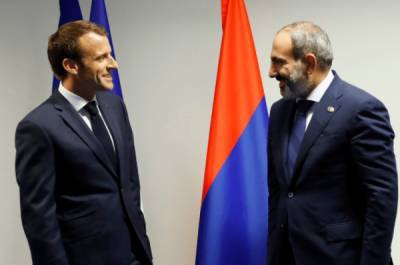 Франция готова помочь в решении конфликта в Карабахе