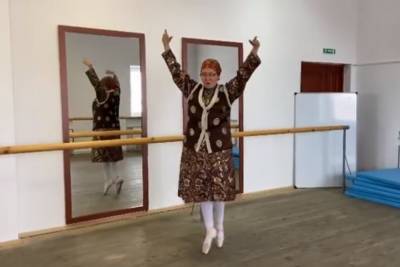 Бурятские бабушки встали на пуанты вслед за танцорами театра оперы и балета