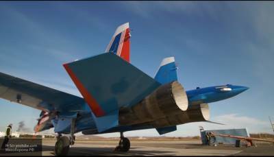 Минобороны опубликовало видео воздушного боя российских истребителей Су-35С