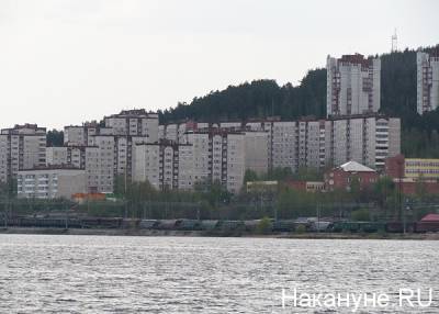 На реке Талая в Новоуральске появилось "нефтяное пятно"