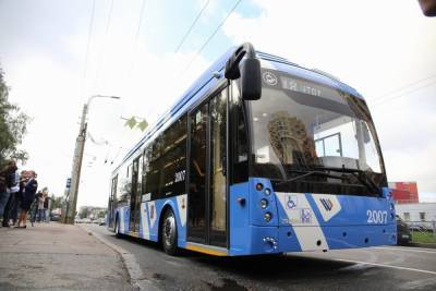 С 16 ноября электробусы начнут возить пассажиров до станции Сергиево