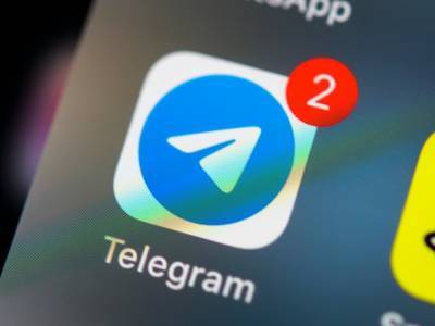 Роскомнадзор за 2 года не смог заблокировать Telegram и решил завести там аккаунт