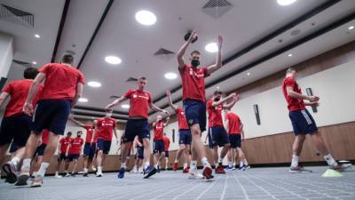 Сборная России провела восстановительную тренировку перед матчем Лиги наций с Турцией