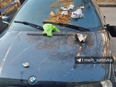 В Харькове «героя парковки» на BMW наказали жители дома