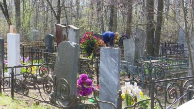 В Воронеже начали продавать гробы со стеклянной крышкой для умерших от COVID
