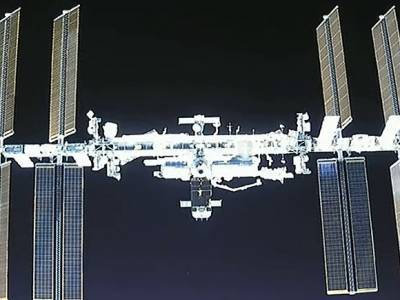В Роскосмосе уточнили размеры трещины в модуле «Звезда» на МКС