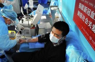 Всего 86 тысяч заболевших из 1,5 миллиарда: почему китайцы не болеют COVID