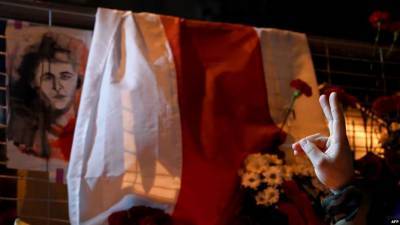 В Евросоюзе отреагировали на гибель активиста в Беларуси из-за бело-красных лент