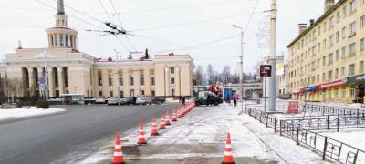 Суд признал незаконным процесс организации платной парковки у железнодорожного вокзала в Петрозаводске