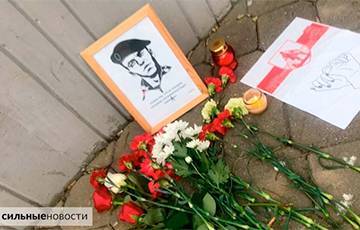 Гомельчане вышли на улицы, чтобы почтить память Героя Беларуси