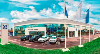 Volkswagen открывает первые дилерские центры в новом дизайне