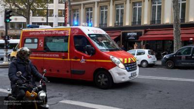 Подростка порезали возле школы на западе Франции