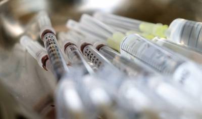В Кремле исключили поголовную вакцинацию от коронавируса